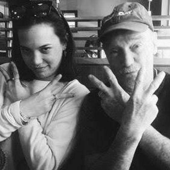 Meet your Posher, Mélinore - Picture 1 of 1